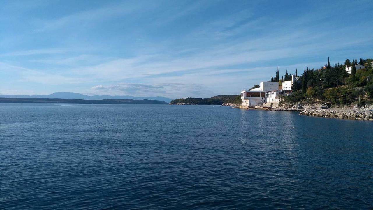 Apartman Mila Dramalj Buitenkant foto